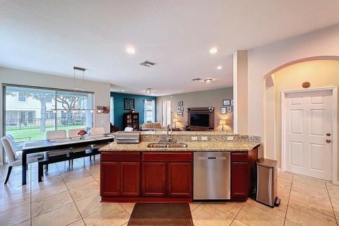 House in Orlando, Florida 5 bedrooms, 301.84 sq.m. № 1873774 - photo 17