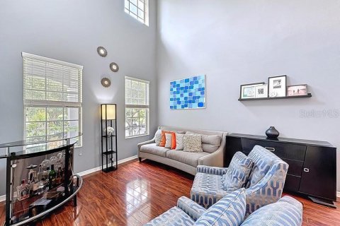 House in Orlando, Florida 5 bedrooms, 301.84 sq.m. № 1873774 - photo 15