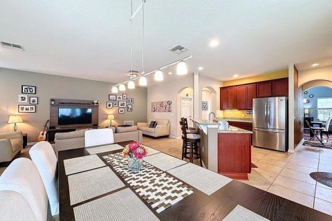 House in Orlando, Florida 5 bedrooms, 301.84 sq.m. № 1873774 - photo 27