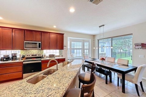 House in Orlando, Florida 5 bedrooms, 301.84 sq.m. № 1873774 - photo 21