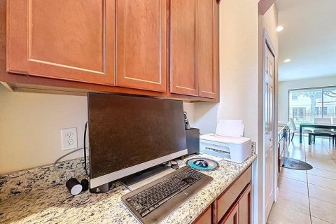 House in Orlando, Florida 5 bedrooms, 301.84 sq.m. № 1873774 - photo 30