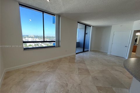 Appartement à louer à Miami Beach, Floride: 1 chambre, 74.88 m2 № 2414528 - photo 17