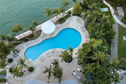 Appartement à Miami Beach, Floride 1 chambre, 74.88 m2 № 2414528