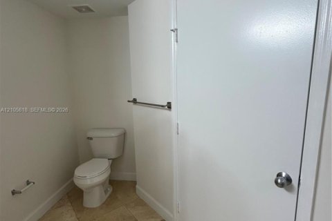 Appartement à louer à Miami Beach, Floride: 1 chambre, 74.88 m2 № 2414528 - photo 24