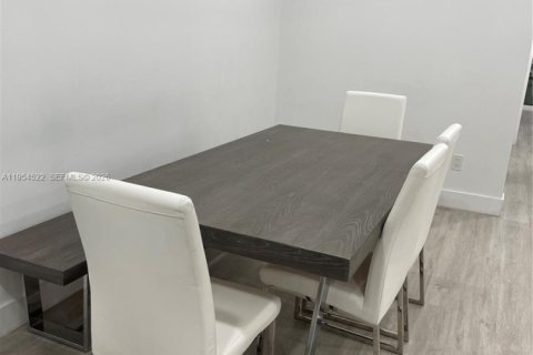 Villa ou maison à vendre à Boca Raton, Floride: 2 chambres, 99.13 m2 № 2008360 - photo 27