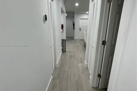 Villa ou maison à vendre à Boca Raton, Floride: 2 chambres, 99.13 m2 № 2008360 - photo 23