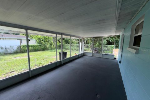 House in Holiday, Florida 2 bedrooms, 147.71 sq.m. № 2157740 - photo 11