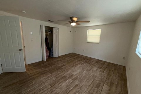 House in Holiday, Florida 2 bedrooms, 147.71 sq.m. № 2157740 - photo 10