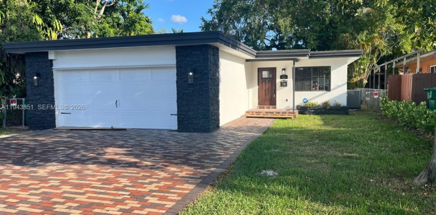 Casa en Miami, Florida 4 dormitorios, 185.8 m2 № 2059951