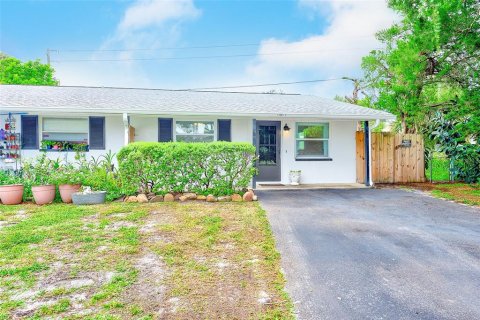 Apartment in Largo, Florida 2 bedrooms, 74.32 sq.m. № 1900254 - photo 24