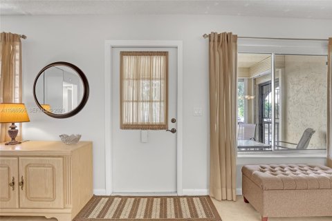 Condominio en venta en Greenacres, Florida, 2 dormitorios, 86.86 m2 № 2029790 - foto 11