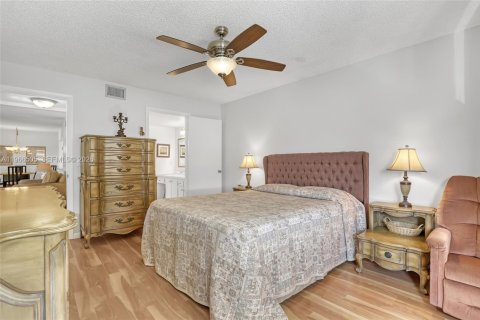 Condominio en venta en Greenacres, Florida, 2 dormitorios, 86.86 m2 № 2029790 - foto 25