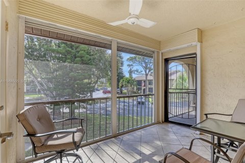 Condominio en venta en Greenacres, Florida, 2 dormitorios, 86.86 m2 № 2029790 - foto 8