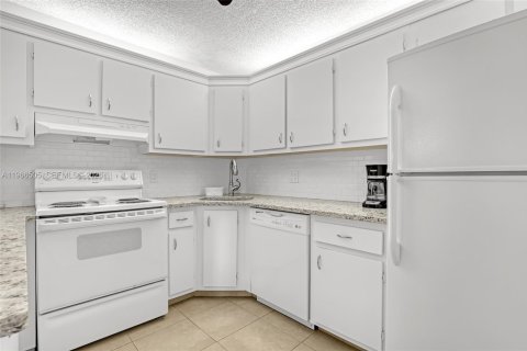 Condominio en venta en Greenacres, Florida, 2 dormitorios, 86.86 m2 № 2029790 - foto 18