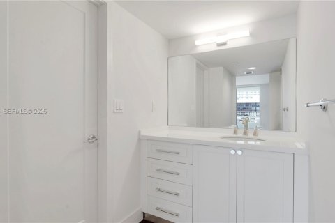 Apartment in Miami, Florida 1 bedroom, 96.25 sq.m. № 1986376 - photo 22