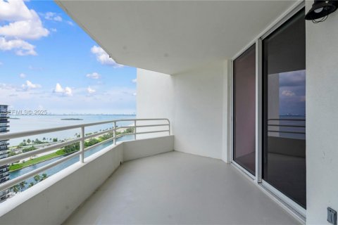 Apartment in Miami, Florida 1 bedroom, 96.25 sq.m. № 1986376 - photo 24