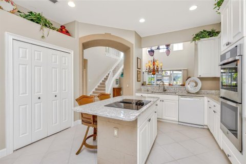 House in Punta Gorda, Florida 4 bedrooms, 217.21 sq.m. № 2166152 - photo 16