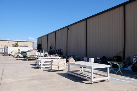 Immobilier commercial à vendre à Okeechobee, Floride № 2026643 - photo 5