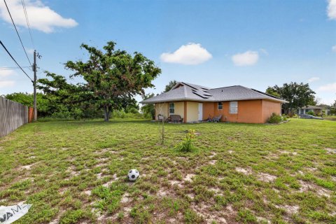 House in Port St. Lucie, Florida 3 bedrooms, 124.4 sq.m. № 2184976 - photo 30