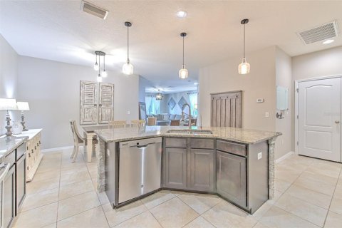Casa en venta en Wesley Chapel, Florida, 3 dormitorios, 145.76 m2 № 1918203 - foto 10