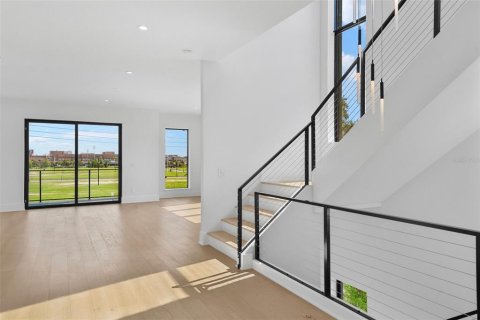 Adosado en venta en Tampa, Florida, 4 dormitorios, 308.25 m2 № 1661931 - foto 28