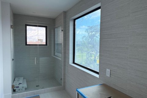 Adosado en venta en Tampa, Florida, 4 dormitorios, 308.25 m2 № 1661931 - foto 2