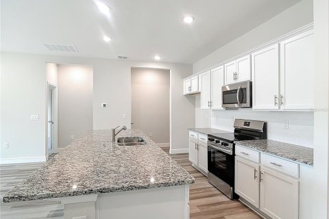 Villa ou maison à vendre à North Port, Floride: 4 chambres, 168.15 m2 № 2167380 - photo 8