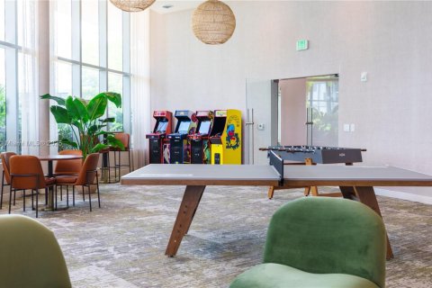 Снять в аренду кондоминиум в Майами, Флорида 3 спальни, 162.58м2, № 1888068 - фото 11