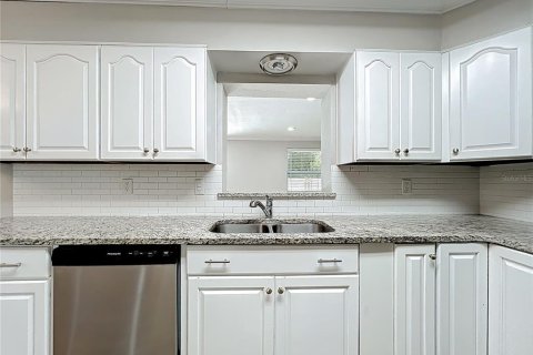 Купить виллу или дом в Клируотер, Флорида 3 комнаты, 278.71м2, № 1915250 - фото 18