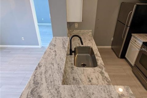 Copropriété à louer à Orlando, Floride: 2 chambres, 96.71 m2 № 2413742 - photo 5