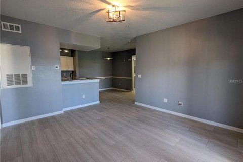Copropriété à louer à Orlando, Floride: 2 chambres, 96.71 m2 № 2413742 - photo 11