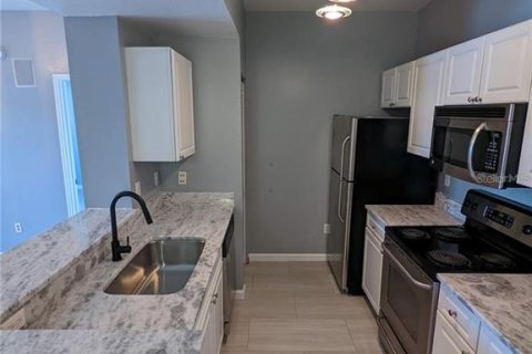 Copropriété à louer à Orlando, Floride: 2 chambres, 96.71 m2 № 2413742 - photo 4