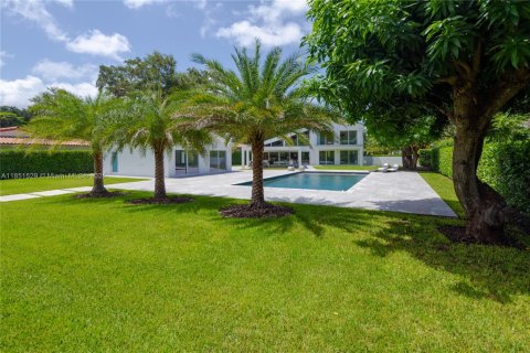 House in Miami Shores, Florida 5 bedrooms, 301 sq.m. № 1857533 - photo 6
