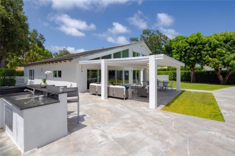 House in Miami Shores, Florida 5 bedrooms, 301 sq.m. № 1857533 - photo 19