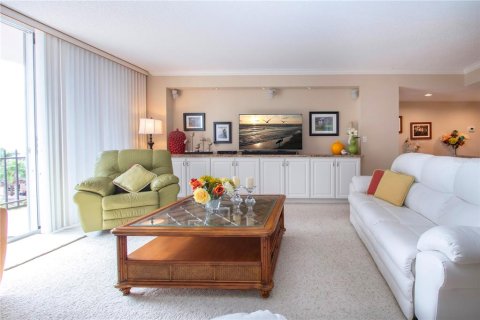 Condo in Sarasota, Florida, 2 bedrooms № 2099083 - photo 26