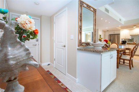Condo in Sarasota, Florida, 2 bedrooms № 2099083 - photo 5