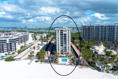 Condo in Sarasota, Florida, 2 bedrooms  № 2099083