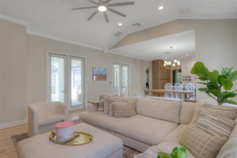Casa en venta en Windermere, Florida, 4 dormitorios, 280.01 m2 № 1757228 - foto 13