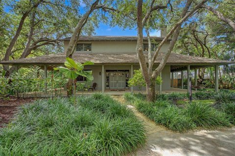Villa ou maison à Palmetto Bay, Floride 4 chambres, 285.4 m2 № 2082934