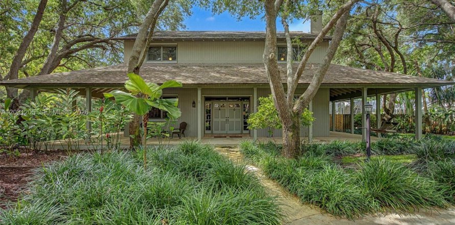 Villa ou maison à Palmetto Bay, Floride 4 chambres, 285.4 m2 № 2082934