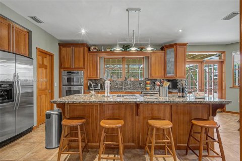 Villa ou maison à vendre à Palmetto Bay, Floride: 4 chambres, 285.4 m2 № 2082934 - photo 7