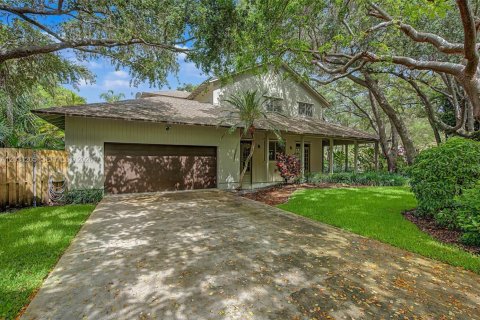 Villa ou maison à vendre à Palmetto Bay, Floride: 4 chambres, 285.4 m2 № 2082934 - photo 3