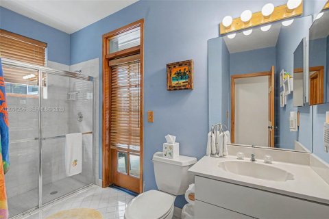 Villa ou maison à vendre à Palmetto Bay, Floride: 4 chambres, 285.4 m2 № 2082934 - photo 13