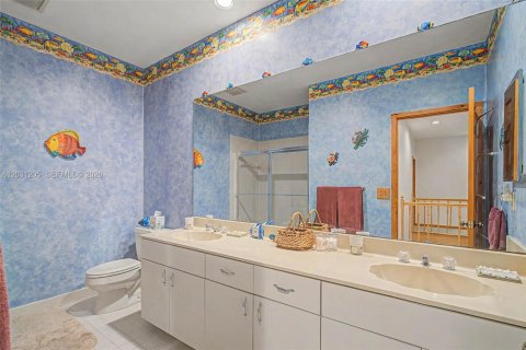 Villa ou maison à vendre à Palmetto Bay, Floride: 4 chambres, 285.4 m2 № 2082934 - photo 24