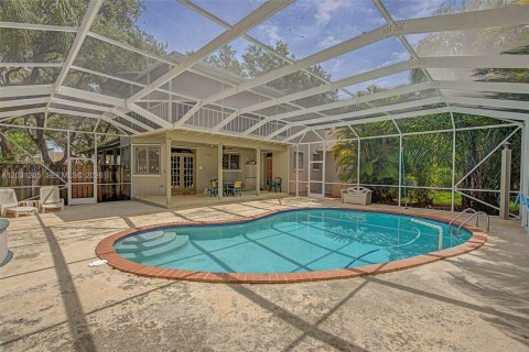 Villa ou maison à vendre à Palmetto Bay, Floride: 4 chambres, 285.4 m2 № 2082934 - photo 26