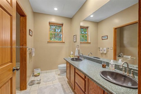 Villa ou maison à vendre à Palmetto Bay, Floride: 4 chambres, 285.4 m2 № 2082934 - photo 19