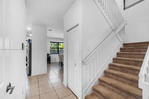 House in Homestead, Florida 4 bedrooms, 252.69 sq.m. № 2013096 - photo 29