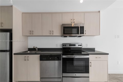 Купить кондоминиум в Майами-Бич, Флорида 1 спальня, 39.2м2, № 1969530 - фото 9