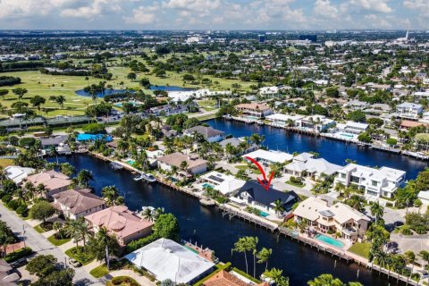 Villa ou maison à vendre à Fort Lauderdale, Floride: 5 chambres, 442.31 m2 № 846624 - photo 1