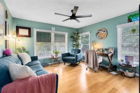 Propiedad comercial en venta en Orlando, Florida, 278.15 m2 № 1369525 - foto 27